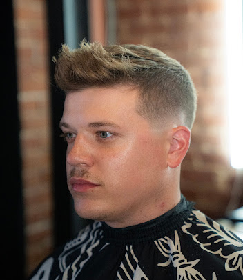 Standard Issue Barbershop - image 5